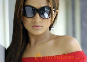Sheela Actress stills from Adhurs  photo 10