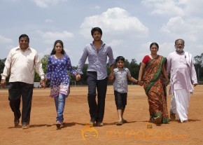 Shooting Spot: Om Shanthi Om Movie Stills photo 20