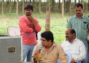 Shourya Movie Working Stills photo 4