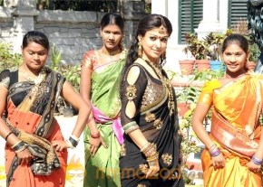 Simha Movie Stills photo 5