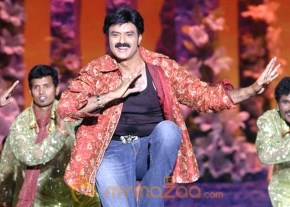 Simha Movie Stills photo 10