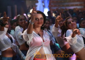 Singam New Movie Stills  photo 8