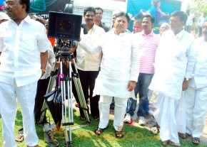Siri Malle Puvvu Movie photo 8