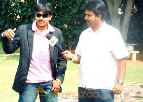 Siri Malle Puvvu Movie photo 6