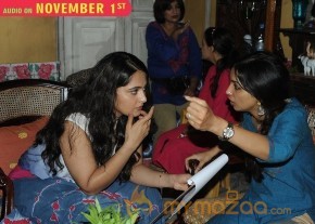 Size Zero Working Photos photo 10