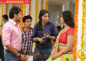 Size Zero Working Stills photo 8