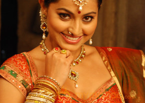 Sneha Stills in Rajakota Rahasyam Movie Stills  photo 57