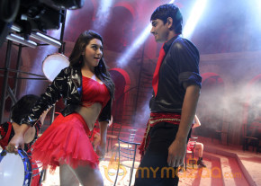 Something Something Movie Hot Stills  photo 27