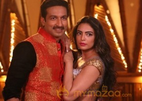 Soukhyam Item Song Stills1 photo 18