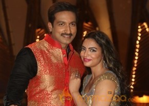 Soukhyam Item Song Stills1 photo 35