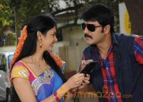 Srikanth & Kamana Jetmalani New Movie Stills   photo 19