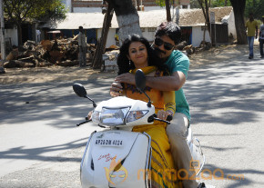 Srikanth & Kamana Jetmalani New Movie Stills   photo 25