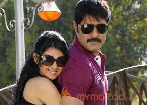 Srikanth & Kamana Jetmalani New Movie Stills   photo 22
