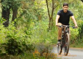 Srimanthudu Movie hd Wallpapers photo 2
