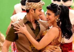 Srimanthudu Movie New Posters and Stills photo 4