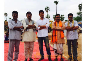 Srimanthudu Movie Working Stills photo 3