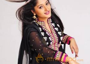 Swapna Menon in 9 to 10 Onbathilirundhu Pathuvarai Movie  photo 4