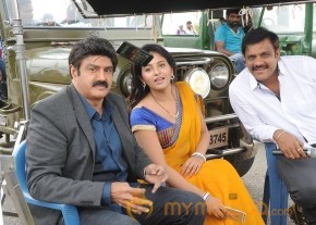 Telugu Movie Dictator Working Photos photo 9