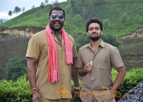 Telugu Movie Right Right latest stills photo 3