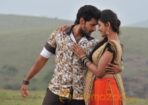 Telugu Movie Right Right latest stills photo 8