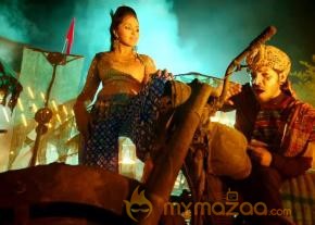 Telugu Pop Singer Smitha Kiliki Song photos photo 23