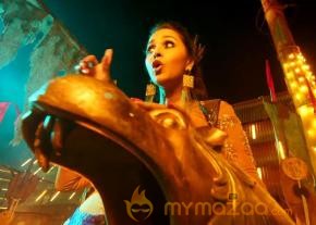 Telugu Pop Singer Smitha Kiliki Song photos photo 49