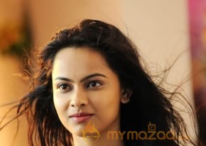 Telugu Upcoming Premante Suluvu Kadura movie stills photo 23