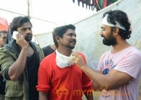 Thikka Item Song  Shooting Pics photo 5