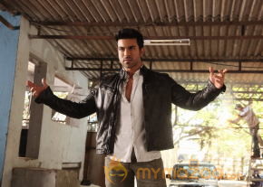 Thoofan Movie New Stills   photo 24