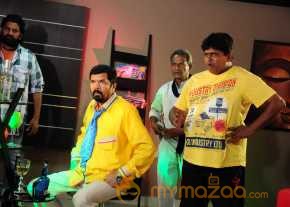 Toll Free No 143 photo 10