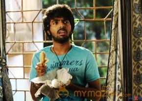 Trisha Leda Nayantara Movie Stills photo 13