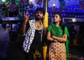 Trisha Leda Nayantara Movie Stills photo 4