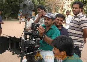 Tummeda Movie Working Stills  photo 12