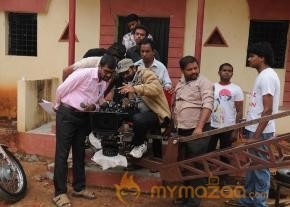Tummeda Movie Working Stills  photo 13