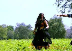Upcoming telugu movie Oke Oka Aasha latest Stills photo 10