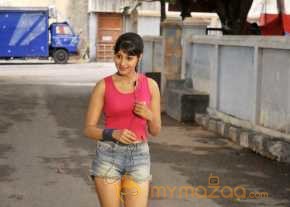  Vaadu Veedu O Kalpana 