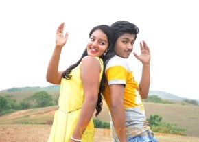 Vandanam Movie Photo Stills photo 2