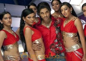 Varudu Movie Stills photo 8