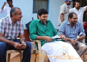 Varun Tej Kanche Telugu Movie Working Stills photo 6