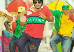 Venkatadri Express Movie Stills  photo 33