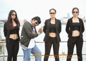 Vinodam 100 Percent Movie Latest Stills photo 2