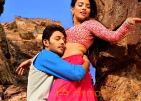 Where Is Vidya Balan Movie Latest Stills photo 17