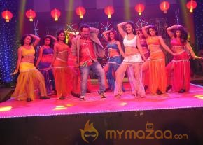Where Is Vidya Balan Telugu Movie Photos photo 12