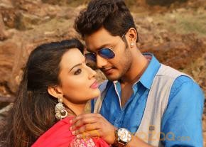 Where Is Vidya Balan Telugu Movie Photos photo 2