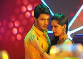 Where Is Vidya Balan Telugu Movie Photos photo 10