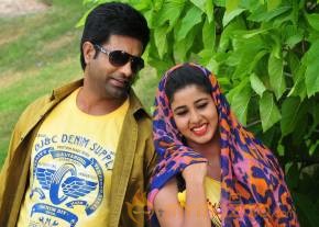 Yeluka Mazaka Telugu Movie Hd Wallpapers Stills photo 13