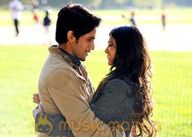 Ye Maaya Chesaave movie stills photo 11