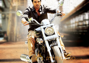 Yevadu Movie New Stills  photo 3