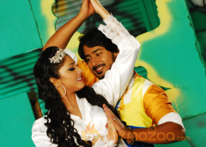 Yuvakudu Movie Stills   photo 31
