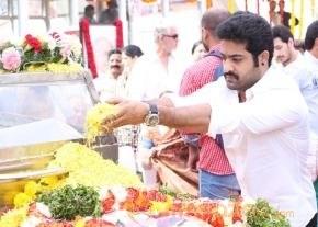 Celebrities pay homage to ANR Photos - 4  photo 140